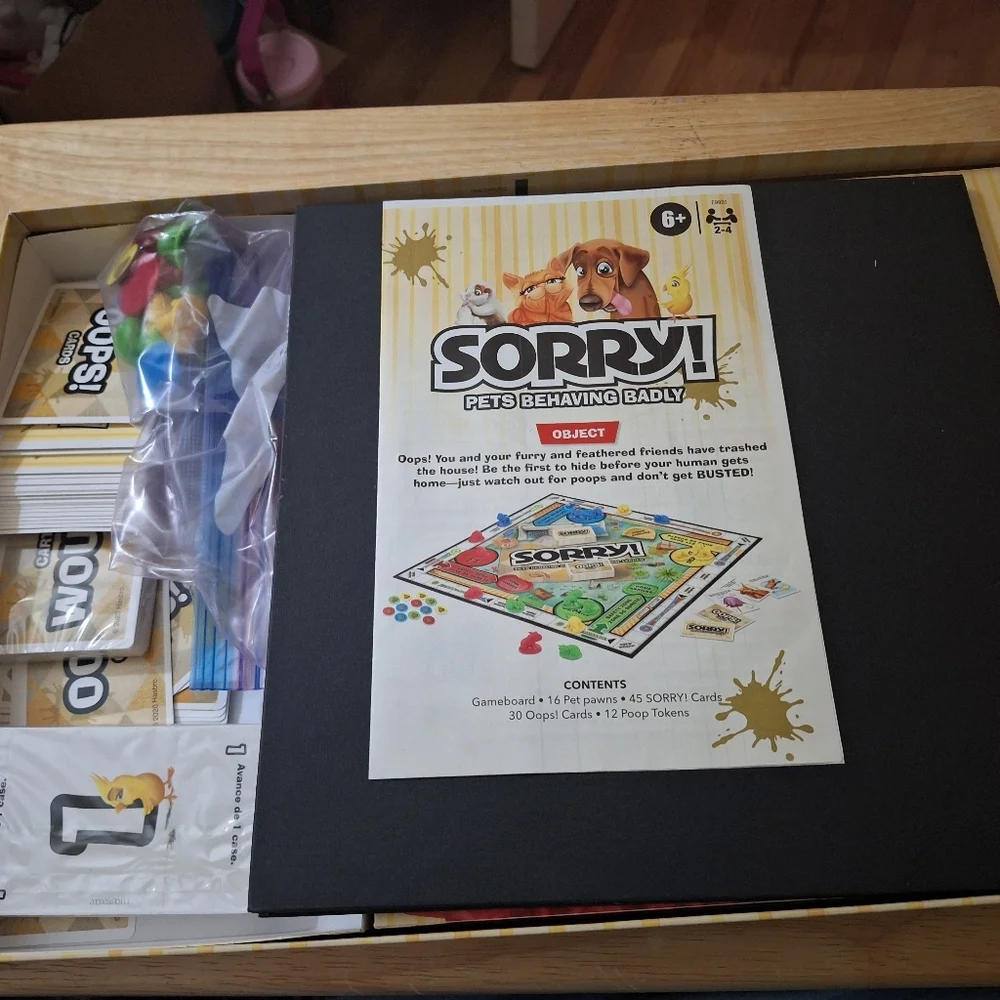 Hasbro Sorry! Pets Behaving Badly Board Game Dogs Cats - Picture 2 of 11